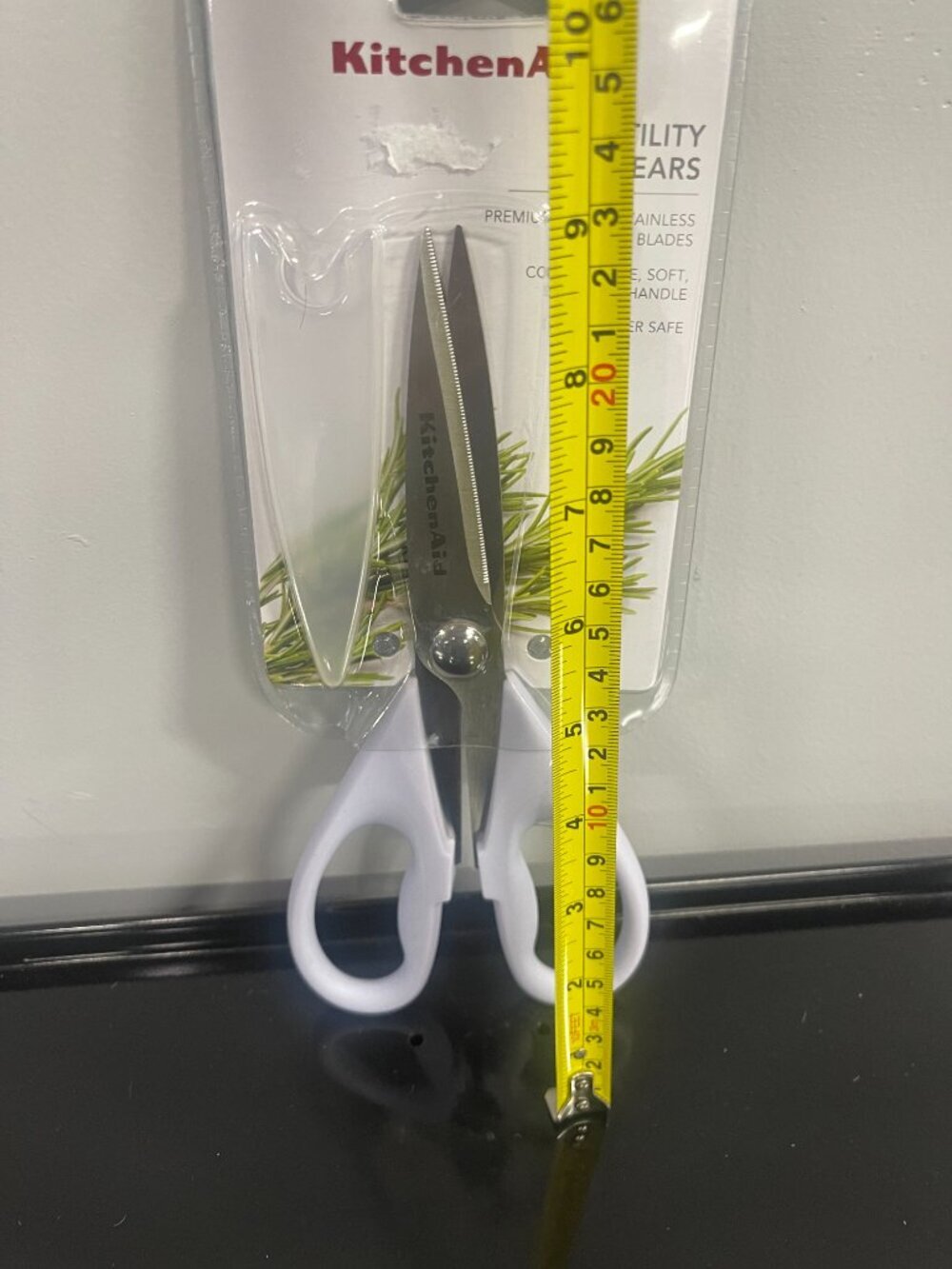 KitchenAid Utility Shears Lavender Cream Stainless Steel New - Picture 2 of 5